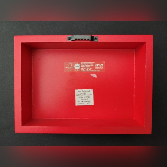 Hello Kitty Wooden "Happy Holidays" Christmas Sign Decor - Picture 2 of 2